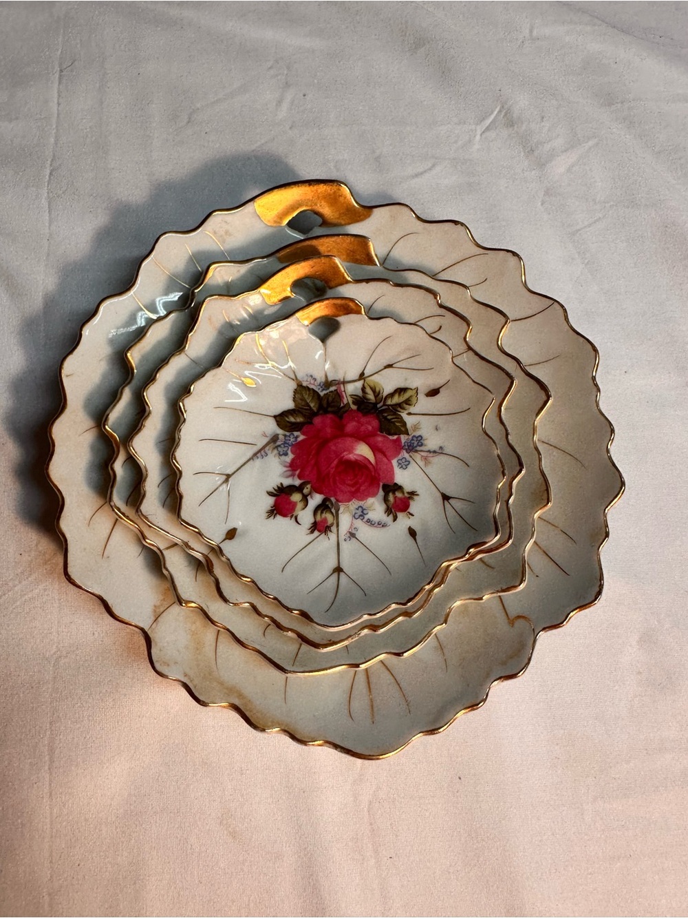 Vintage Floral Scalloped Gold-Trim Dessert Plates - Pink Rose Japan